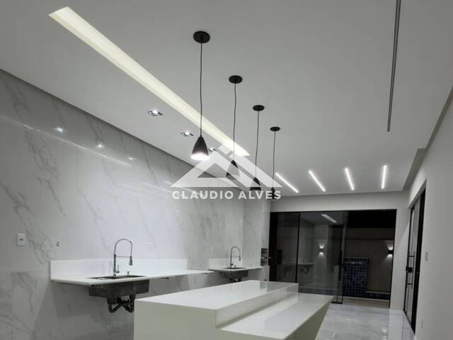 CASA para Compra em Feira de Santana - 5