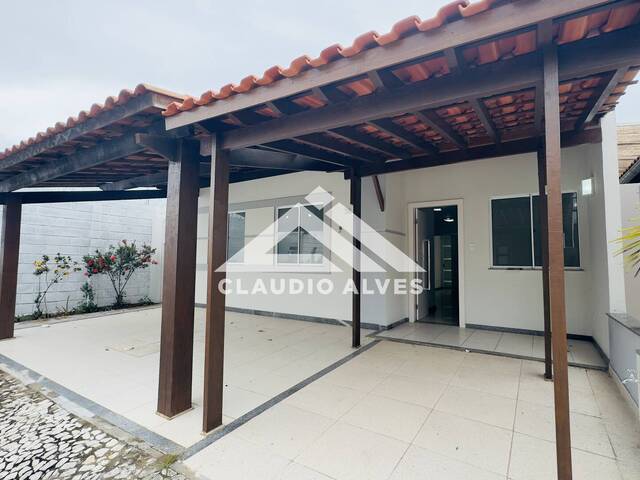CASA EM CONDOMÍNIO para Aluguel em Feira de Santana - 3