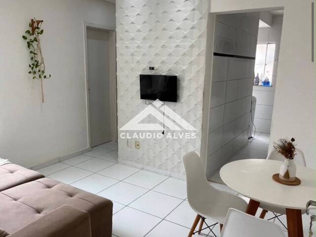 APARTAMENTO para Compra em Feira de Santana - 3