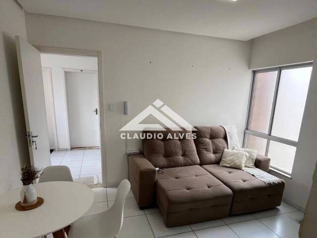 APARTAMENTO para Compra em Feira de Santana - 2