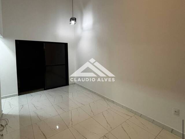 CASA EM CONDOMÍNIO para Aluguel em Feira de Santana - 2