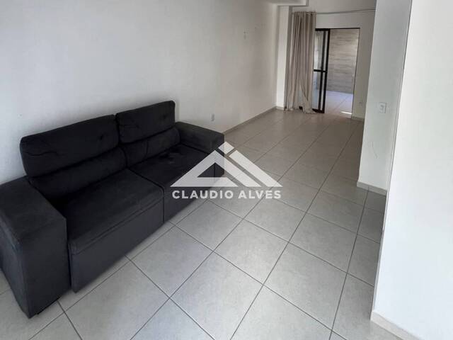 CASA EM CONDOMÍNIO para Compra em Feira de Santana - 4