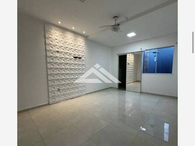 CASA EM CONDOMÍNIO para Aluguel em Feira de Santana - 4