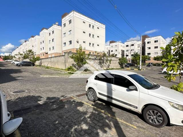 APARTAMENTO para Compra em Feira de Santana - 4