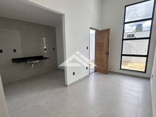 #7431 - CASA para Compra em Feira de Santana - BA