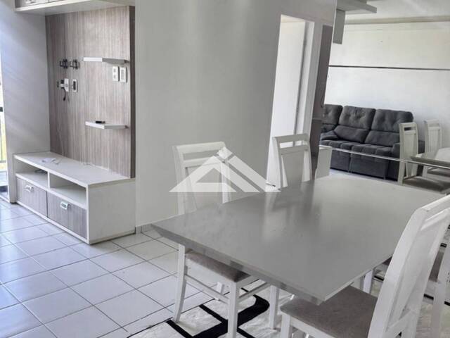APARTAMENTO para Aluguel em Feira de Santana - 4