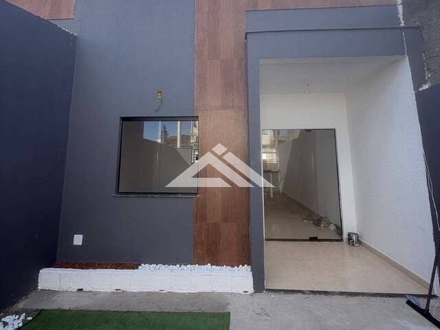 #7444 - CASA para Compra em Feira de Santana - BA