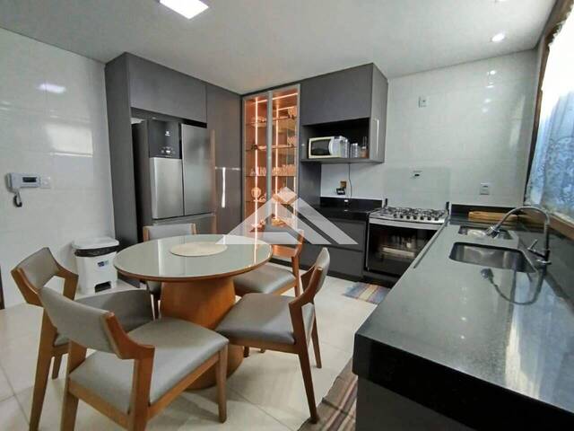 CASA para Compra em Itaúna - 4