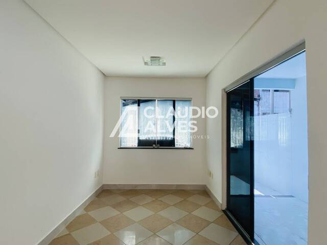 CASA para Compra em Feira de Santana - 4