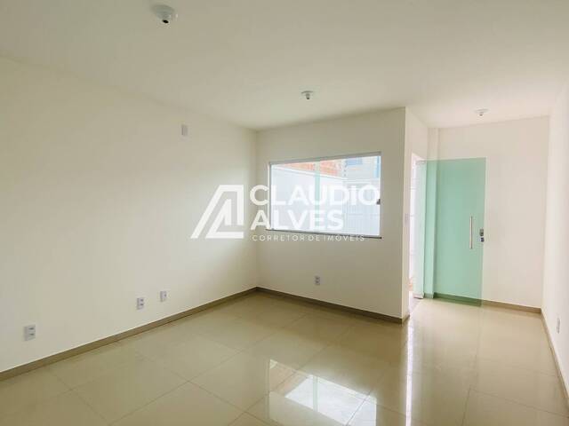 CASA para Compra em Feira de Santana - 2