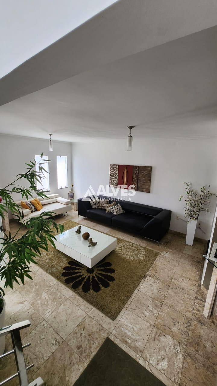 CASA COM 3 QUARTOS SENDO 1 SUÍTE MOBILIADA (PORTEIRA FECHADA)