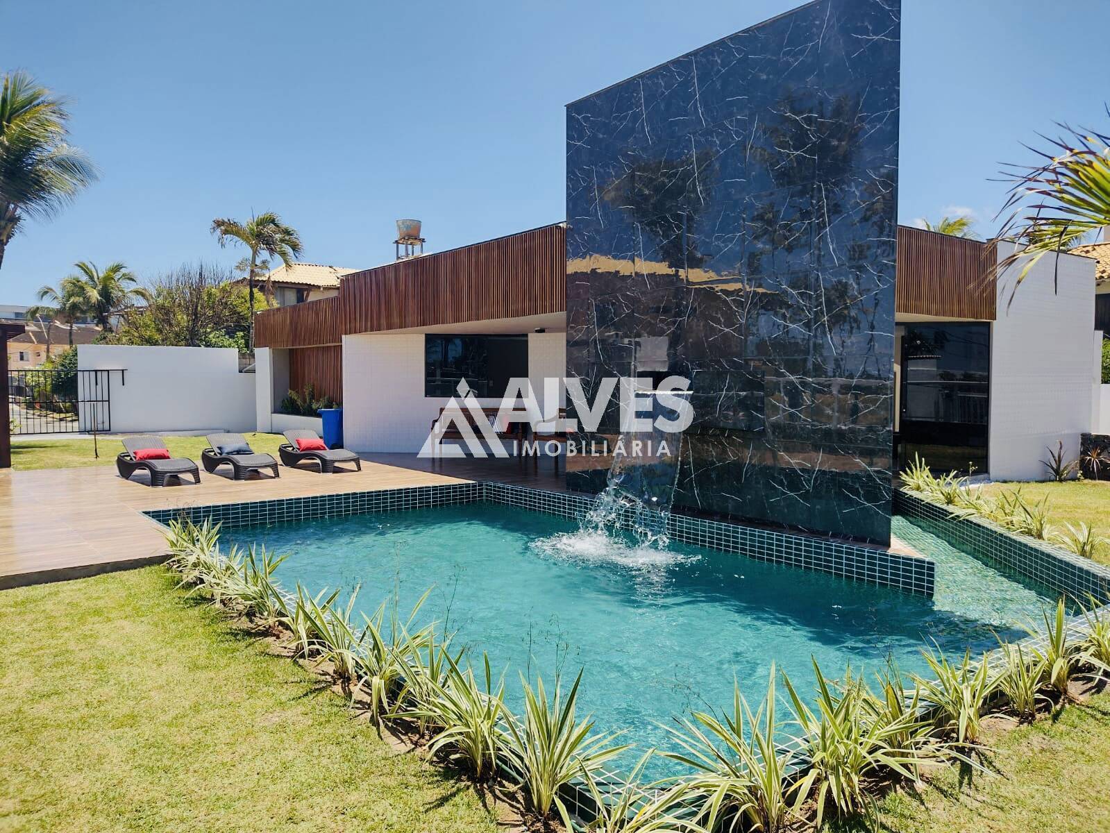 CASA DE ALTO PADRÃO COM 4 SUÍTES VISTA MAR EM VILAS DO ATLÁNTICO