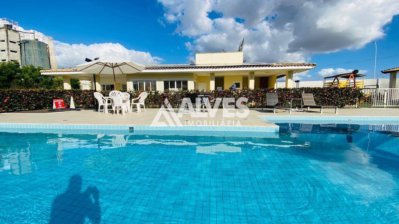 CASA COM 2 QUARTOS SENDO 1 SUÍTE EM CONDOMÍNIO NA REGIÃO DA AV. FRAGA MAIA