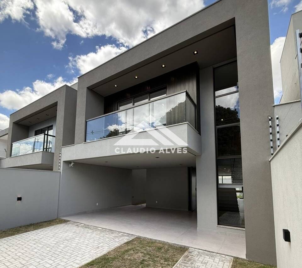 CASA DE ALTO PADRÃO | 4 SUÍTES E PISCINA | BAIRRO SIM | FEIRA DE SANTANA