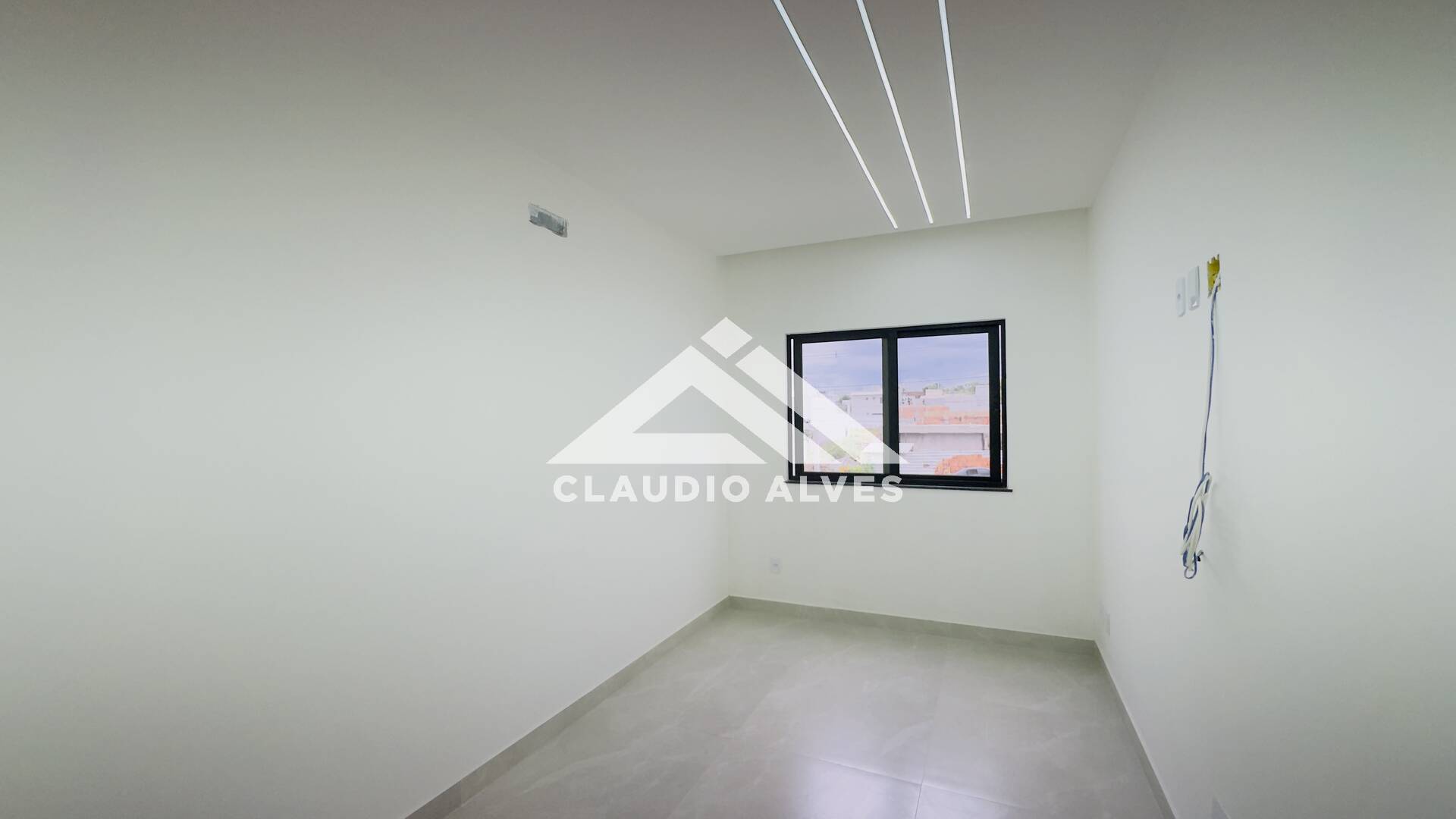 CASA PARA ALUGUEL | 5 QUARTOS | 3 SUÍTES | PISCINA E ÁREA GOURMRT