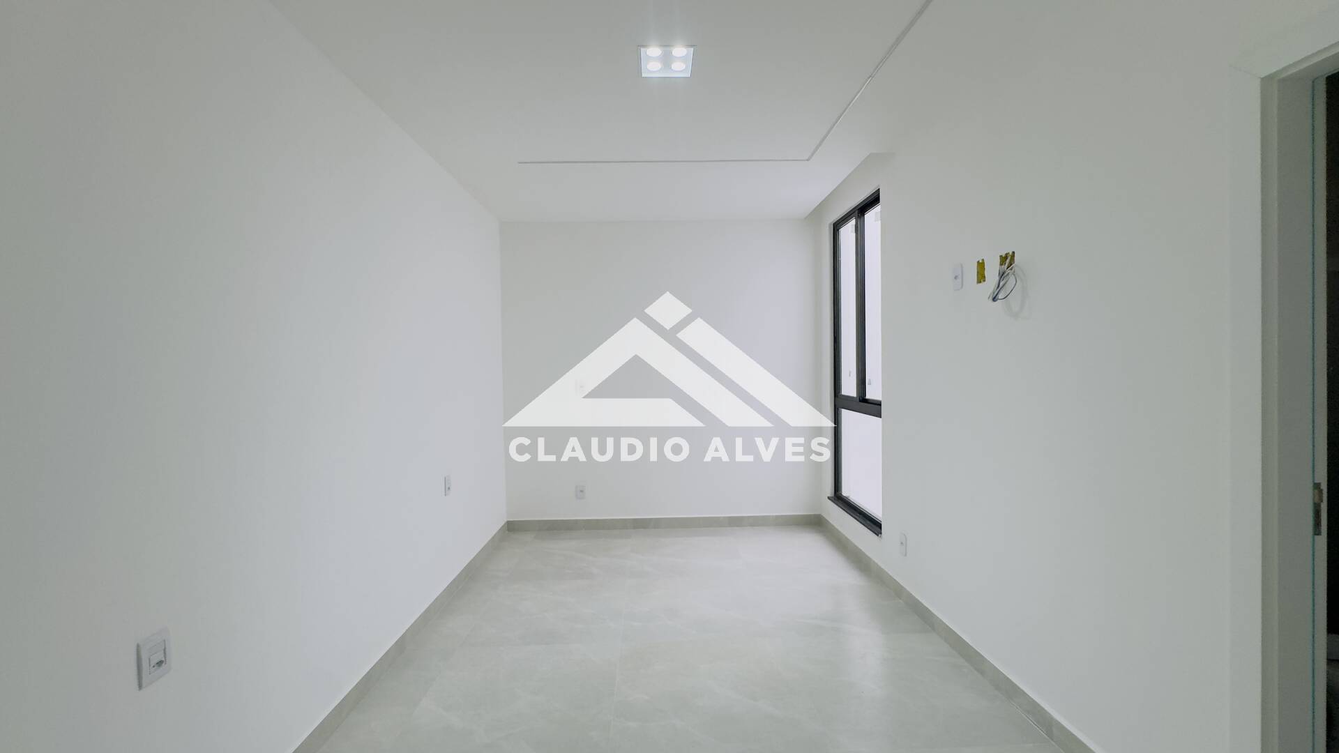 CASA PARA ALUGUEL | 5 QUARTOS | 3 SUÍTES | PISCINA E ÁREA GOURMRT