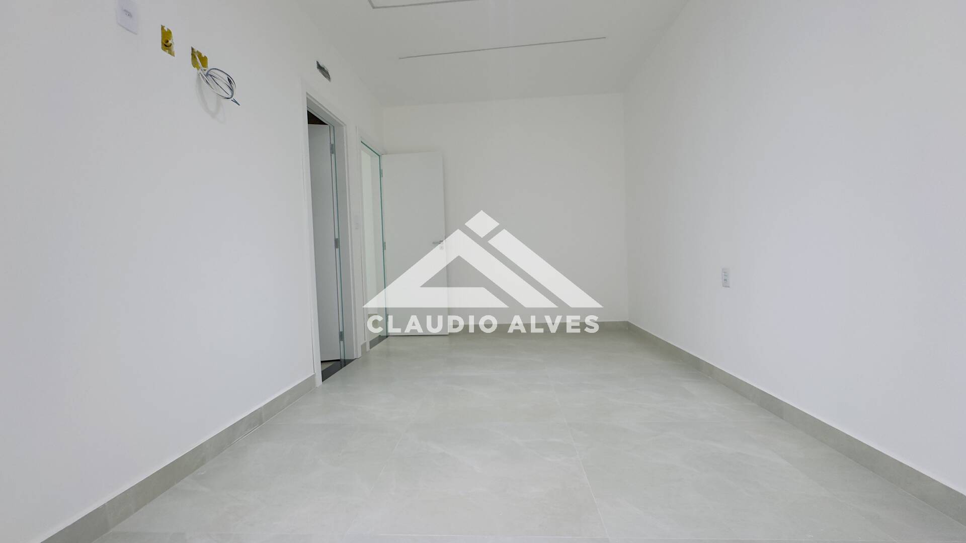 CASA PARA ALUGUEL | 5 QUARTOS | 3 SUÍTES | PISCINA E ÁREA GOURMRT