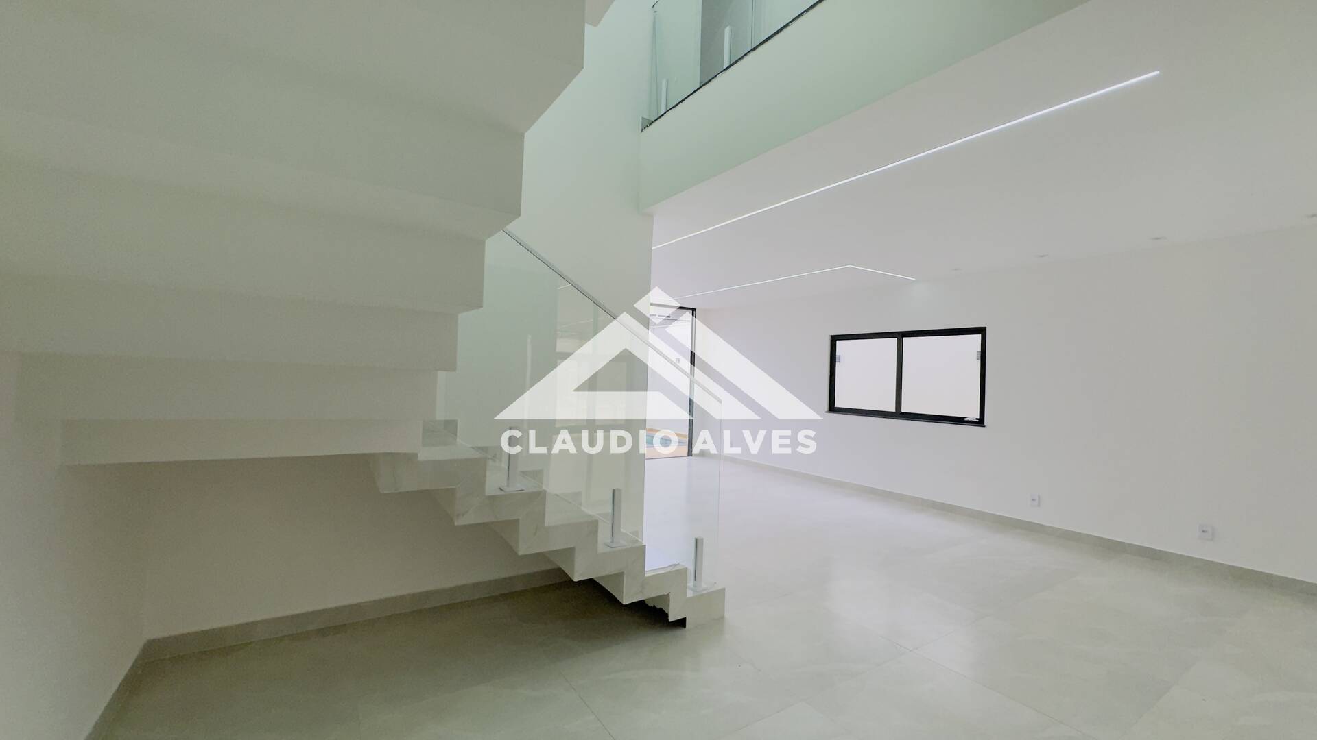 CASA PARA ALUGUEL | 5 QUARTOS | 3 SUÍTES | PISCINA E ÁREA GOURMRT