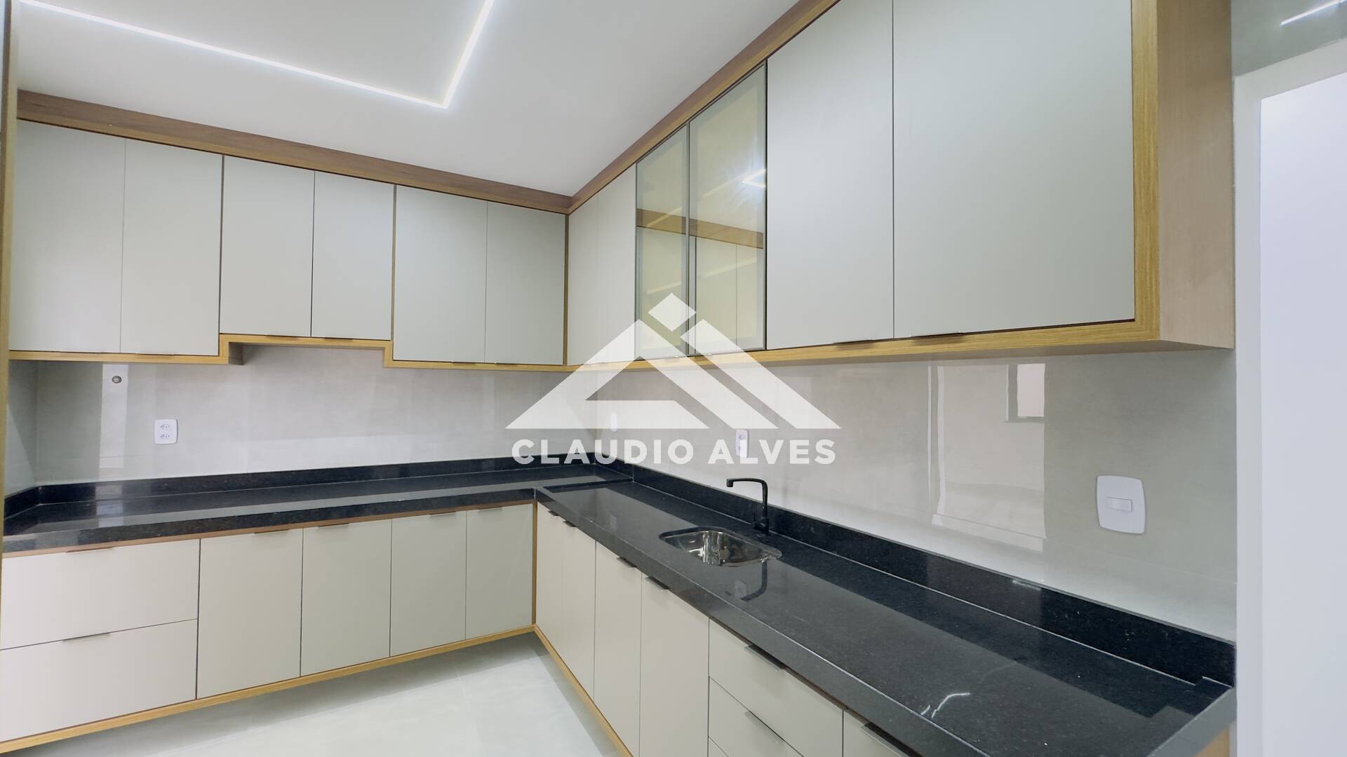 CASA PARA ALUGUEL | 5 QUARTOS | 3 SUÍTES | PISCINA E ÁREA GOURMRT