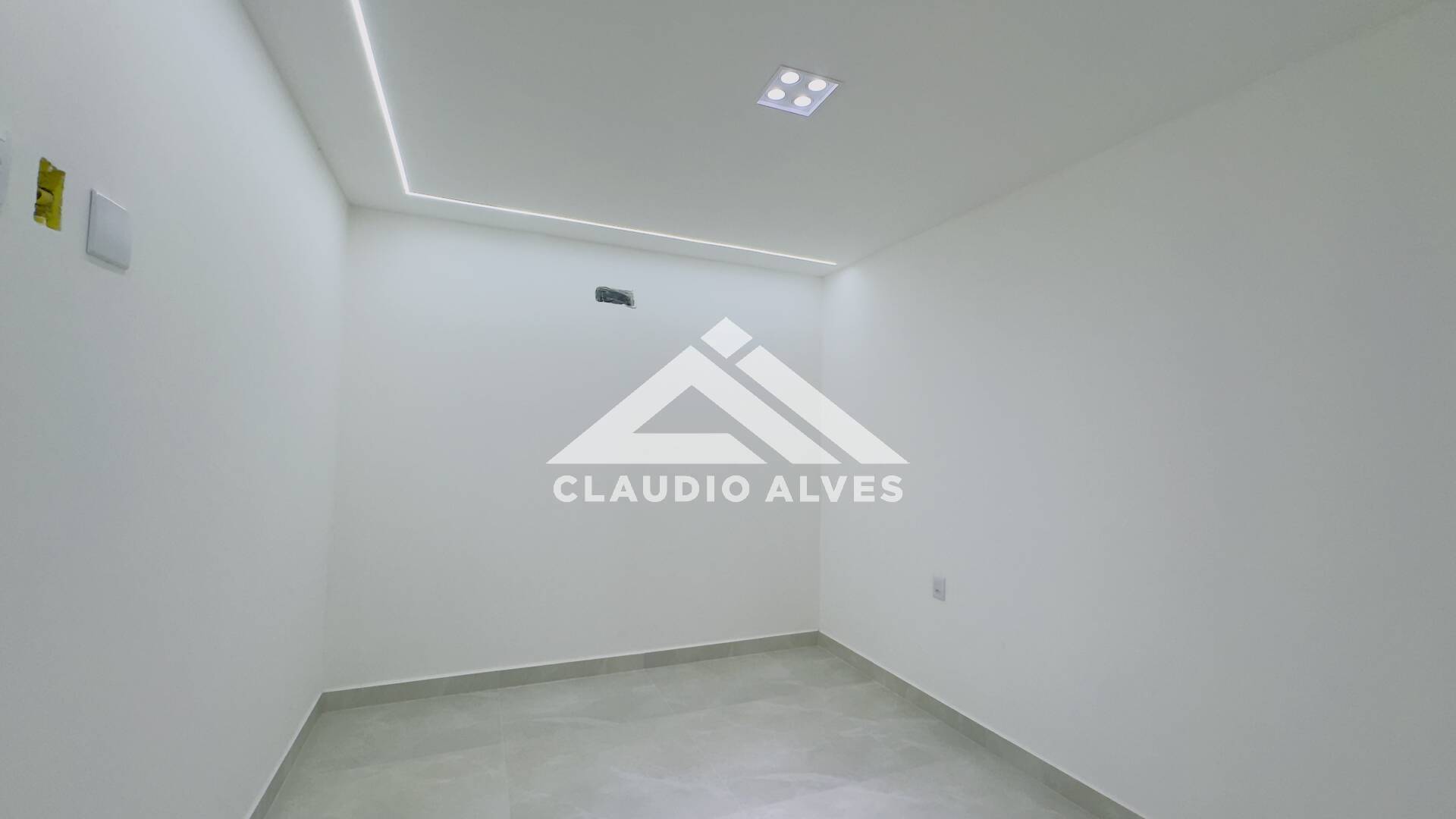 CASA PARA ALUGUEL | 5 QUARTOS | 3 SUÍTES | PISCINA E ÁREA GOURMRT