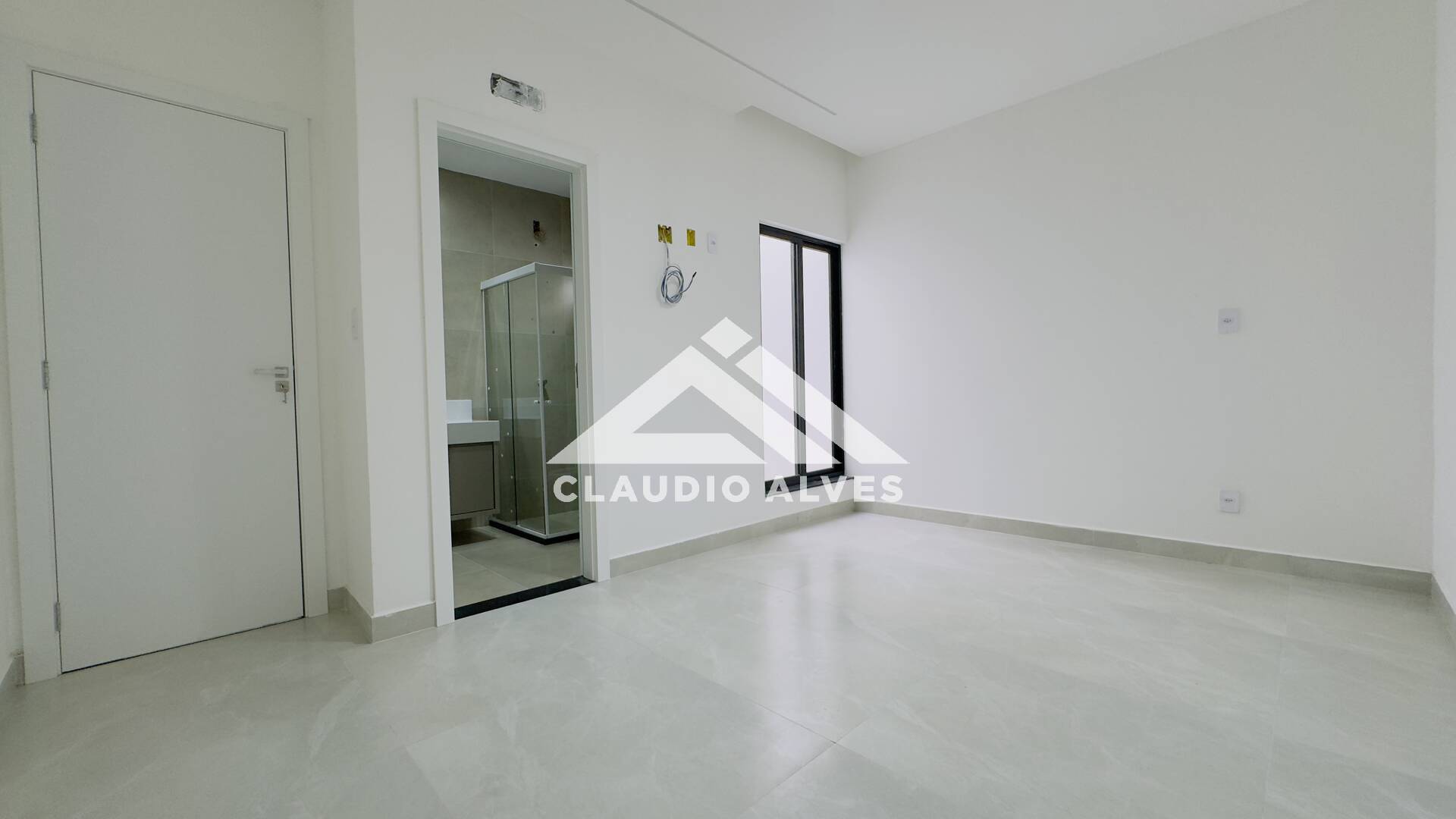 CASA PARA ALUGUEL | 5 QUARTOS | 3 SUÍTES | PISCINA E ÁREA GOURMRT