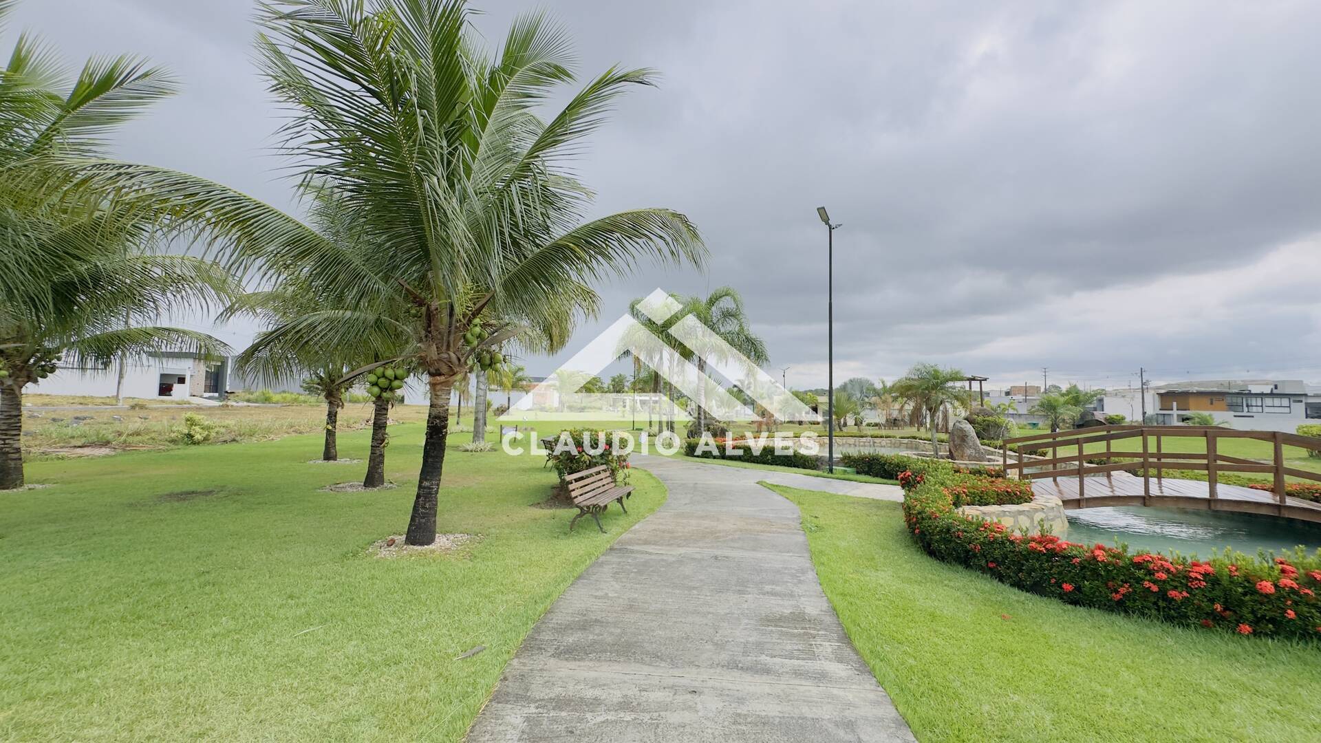 CASA PARA ALUGUEL | 5 QUARTOS | 3 SUÍTES | PISCINA E ÁREA GOURMRT