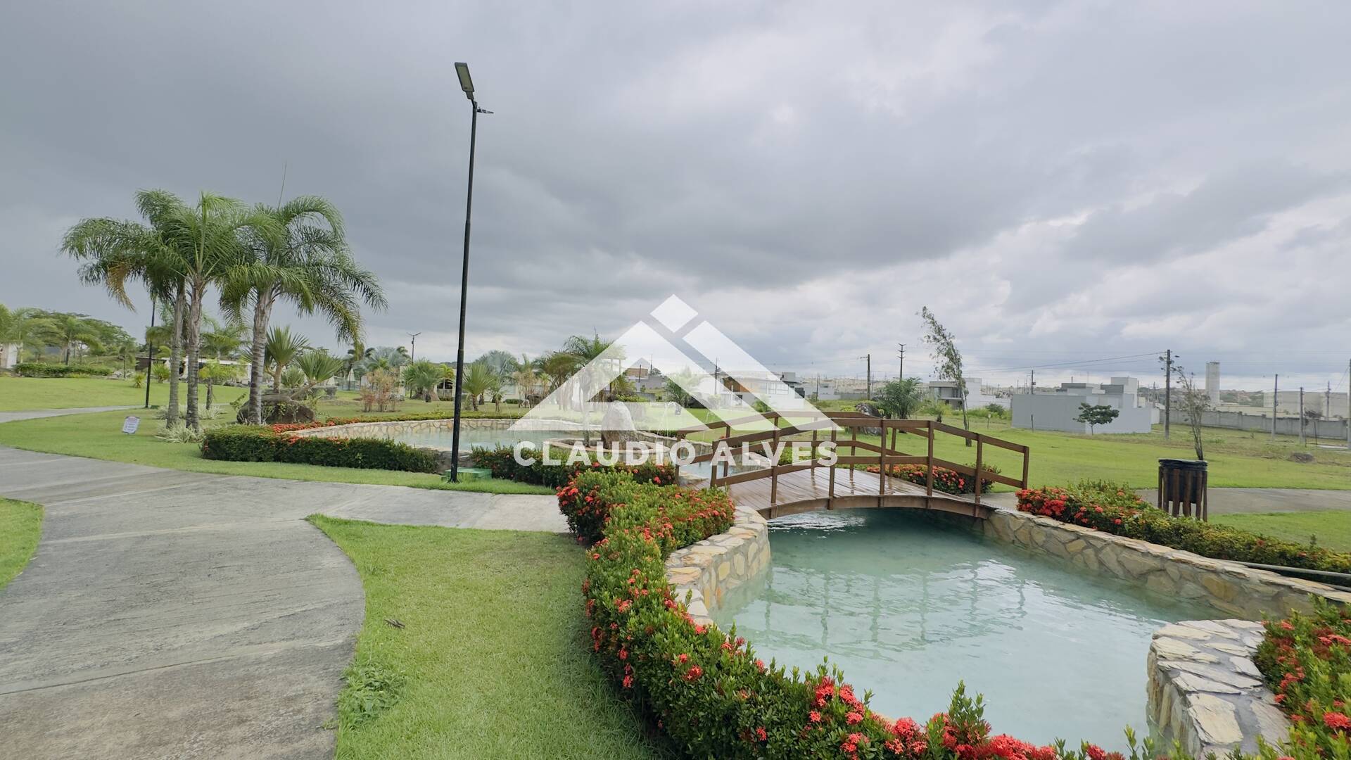 CASA PARA ALUGUEL | 5 QUARTOS | 3 SUÍTES | PISCINA E ÁREA GOURMRT
