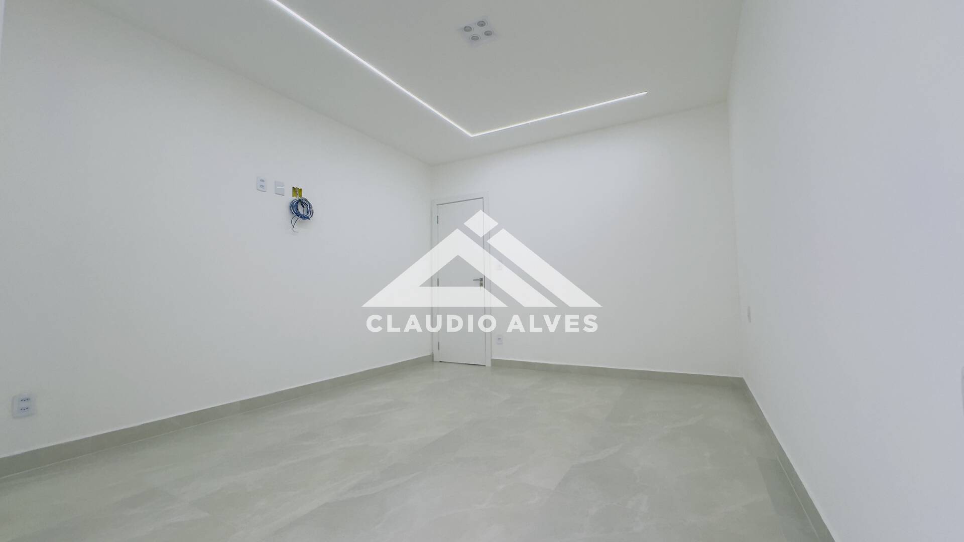 CASA PARA ALUGUEL | 5 QUARTOS | 3 SUÍTES | PISCINA E ÁREA GOURMRT