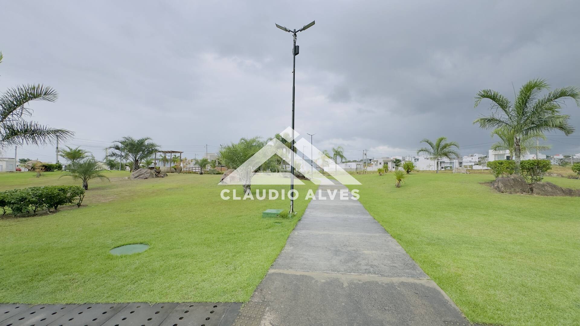 CASA PARA ALUGUEL | 5 QUARTOS | 3 SUÍTES | PISCINA E ÁREA GOURMRT