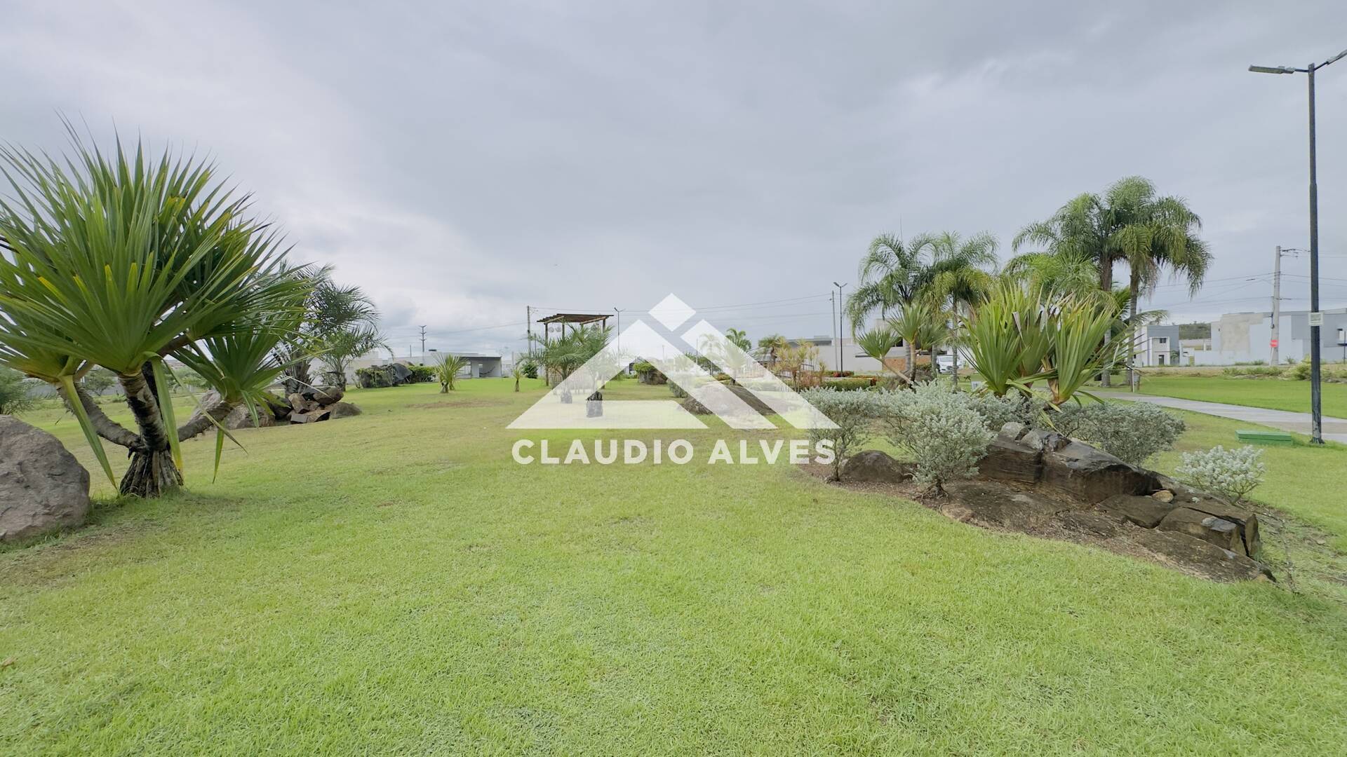 CASA PARA ALUGUEL | 5 QUARTOS | 3 SUÍTES | PISCINA E ÁREA GOURMRT