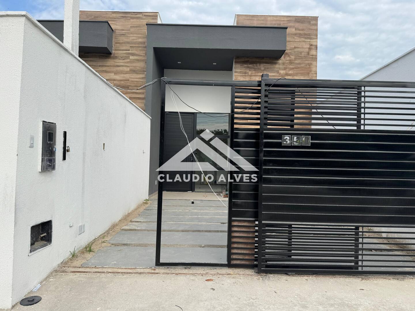 CASA Á VENDA | 3 QUATOS SENDO 1 SUÍTE|CIDADE NOVA | FEIRA DE SANTANA