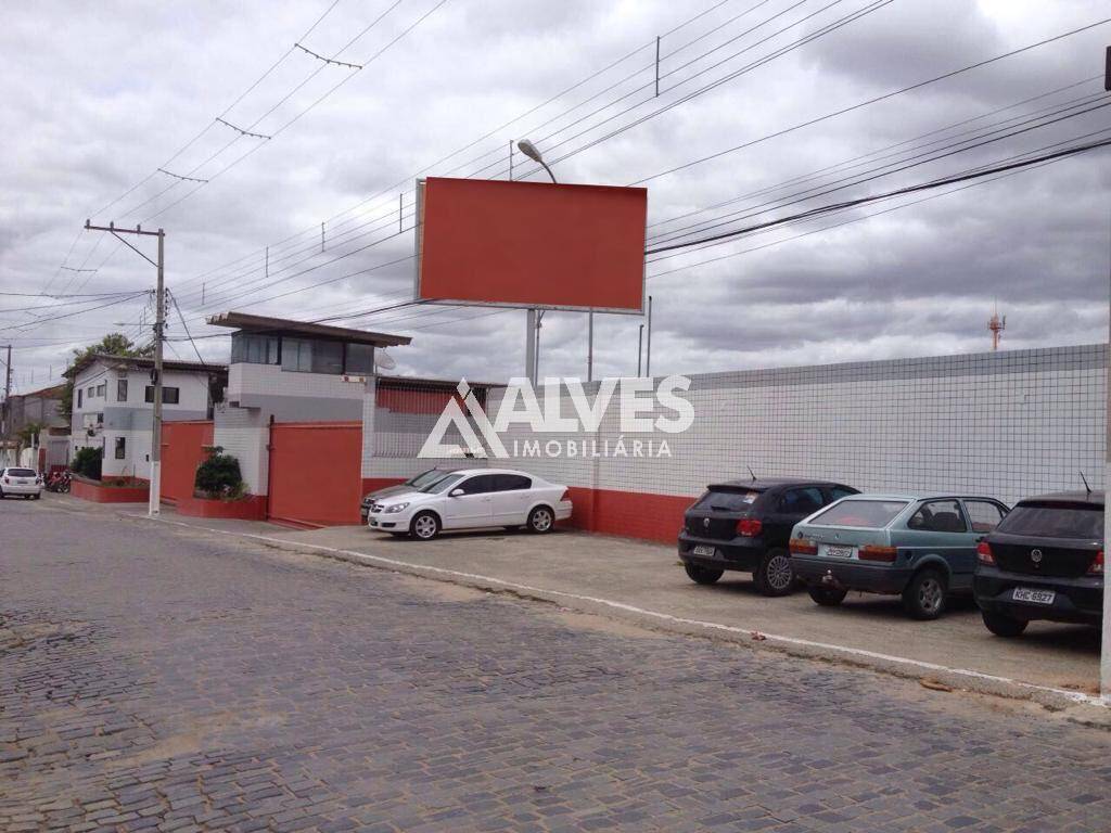 Prédio Inteiro à venda, 2000m² - Foto 1