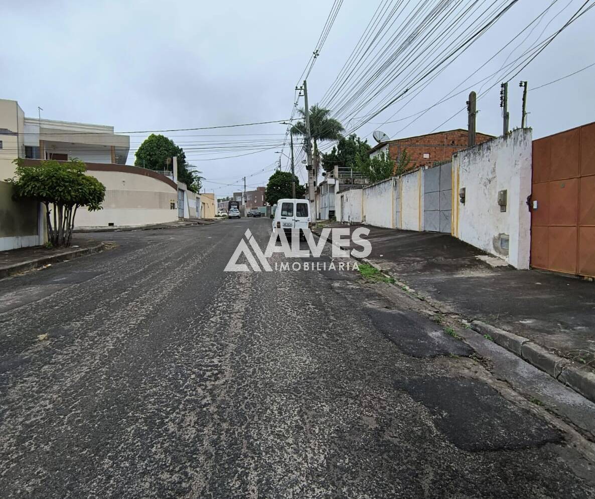 TERRENO MURADO