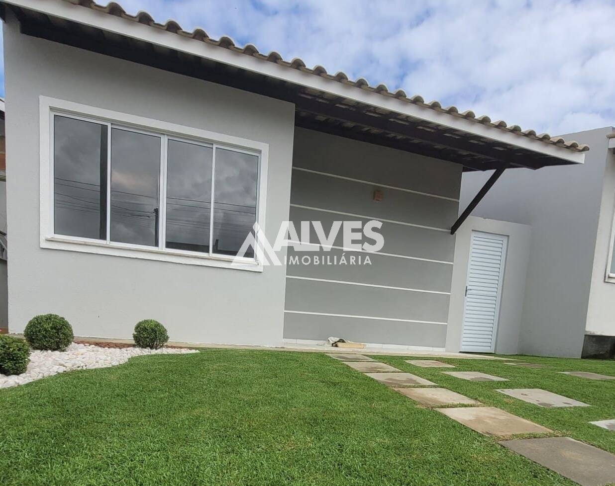 CASA COM 2 QUARTOS CONDOMÍNIO RESERVA NORONHA NO JARDIM BRASIL