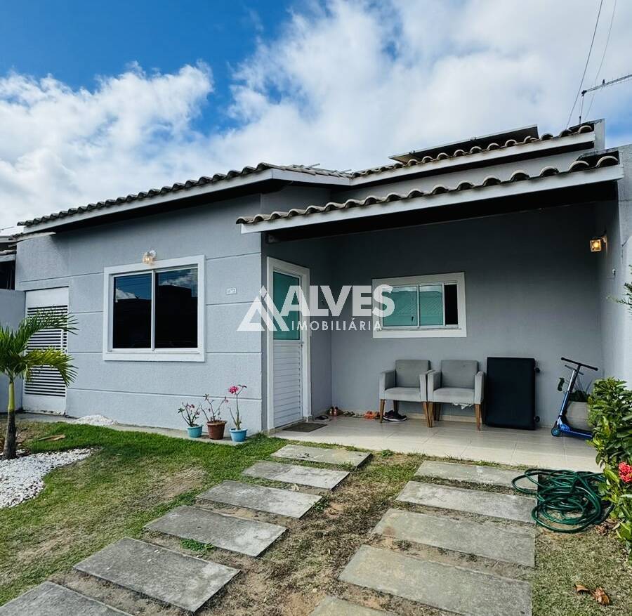 CASA COM 3 QUARTOS SENDO 1 SUÍTE E ÁREA GOURMET