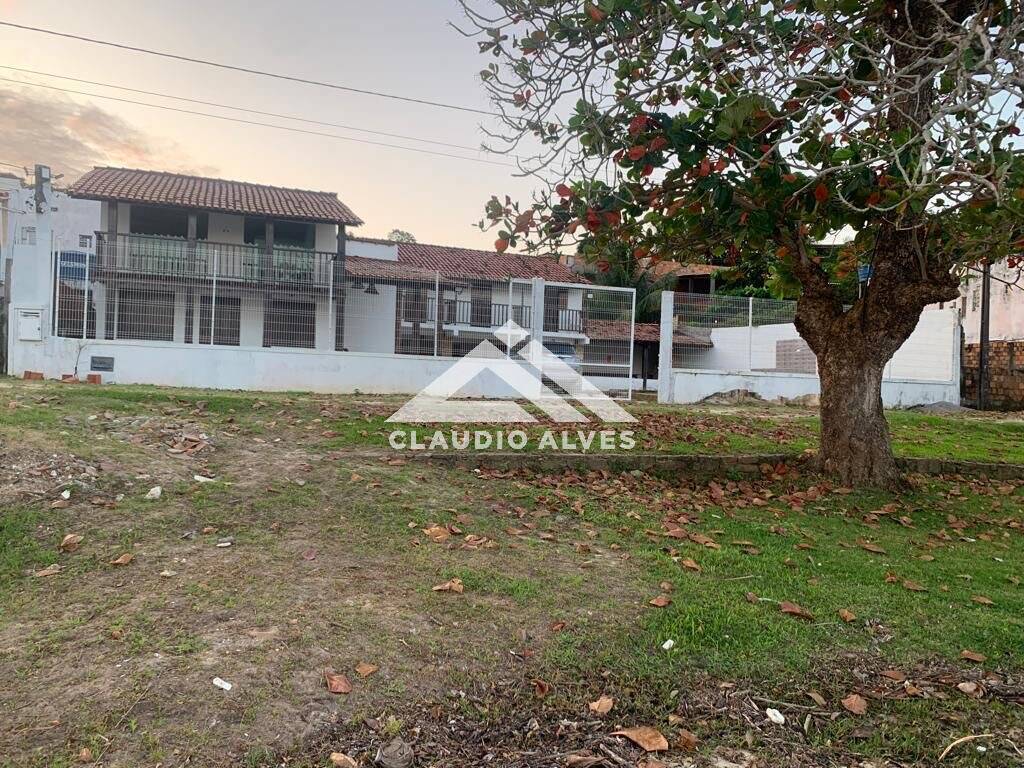 CASA DE PRAIA COM 7 QUARTOS SENDO 4 SUÍTES PÉ NA ÁREA