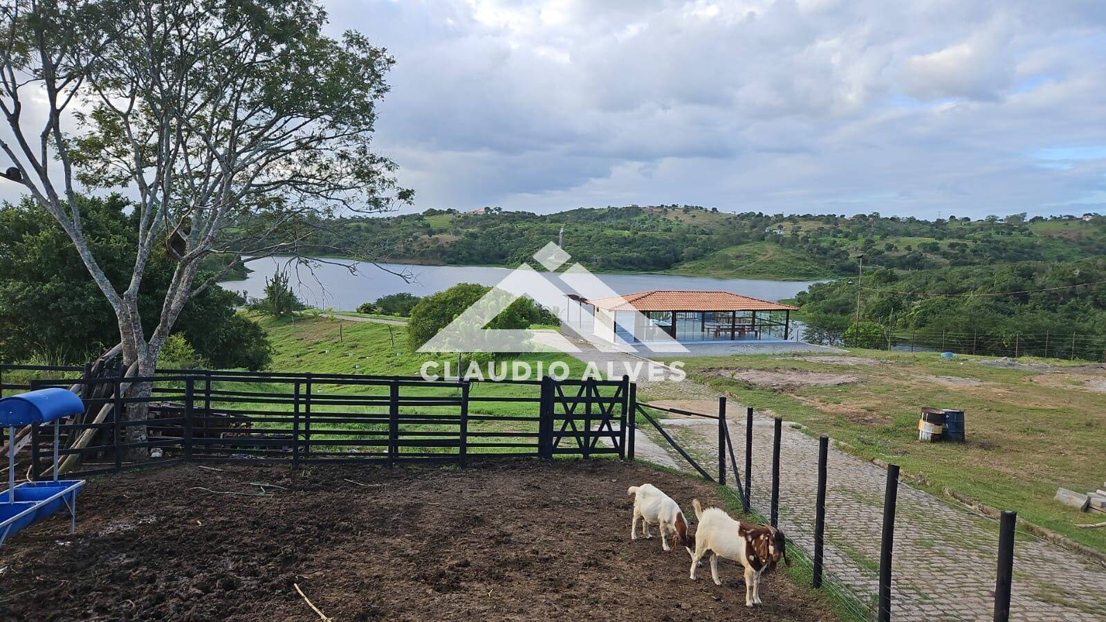 CHÁCARA ALTO PADRÃO À VENDA | ÀS MARGENS DO RIO JACUÍPE | SÃO GONÇALO