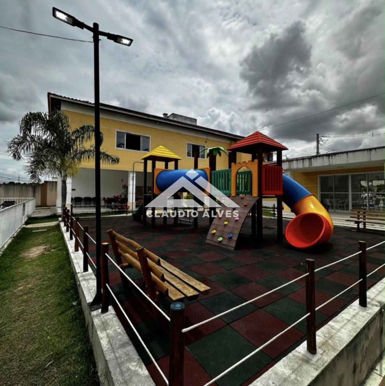 PARTAMENTO Á VENDA | MOBILIADO | BAIRRO SIM | FEIRA DE SANTANA